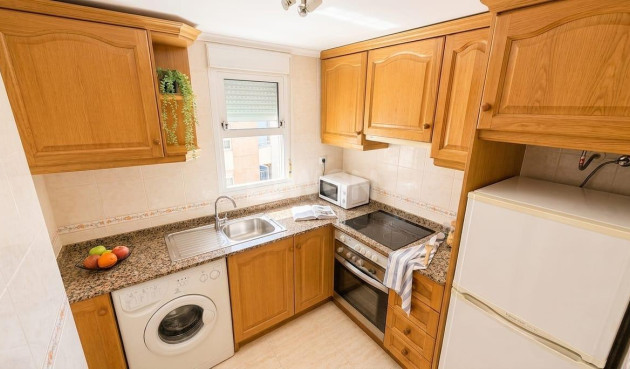 Reventa - Apartamento / piso - Torrevieja - PARQUE DE LAS NACIONES