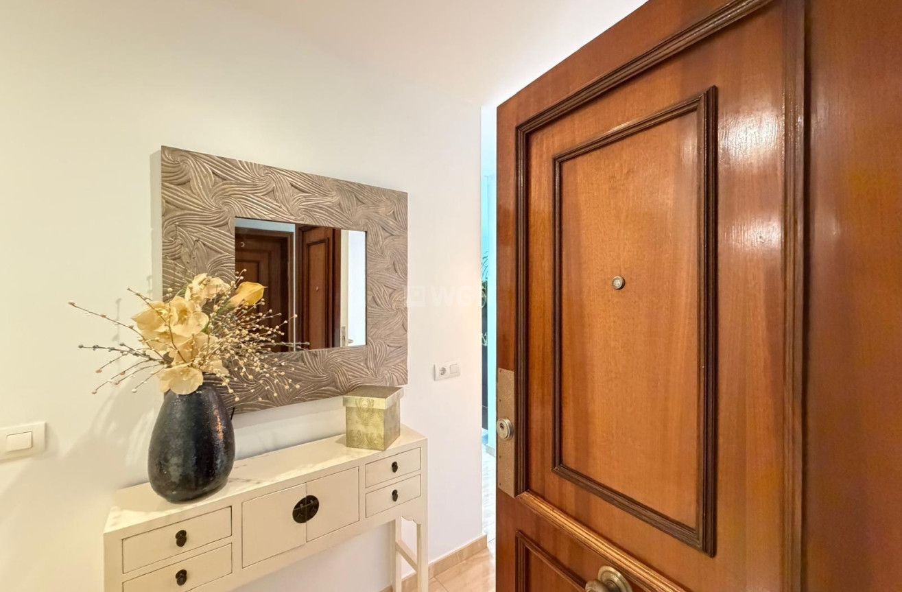 Wiederverkauf - Wohnung - Torrevieja - Paseo Maritimo