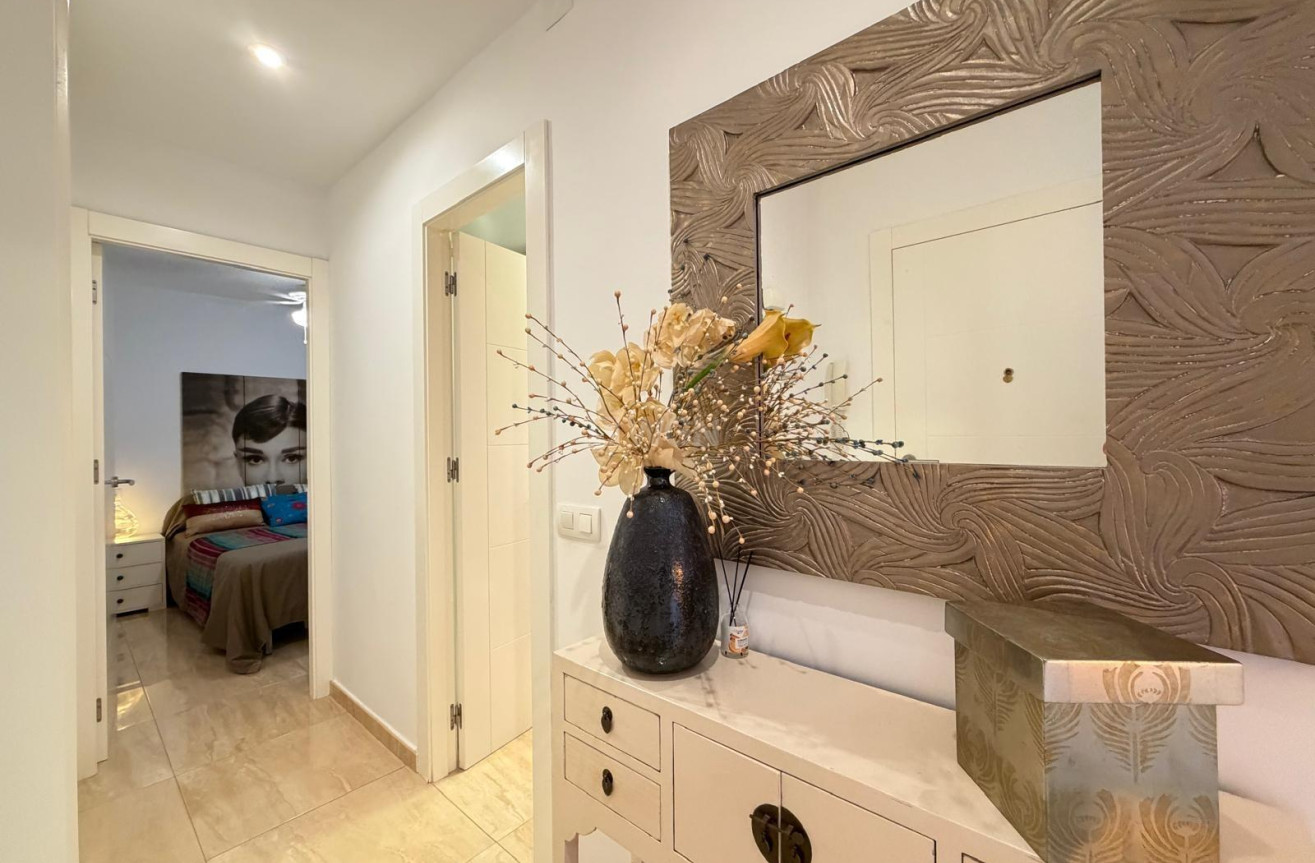 Wiederverkauf - Wohnung - Torrevieja - Paseo Maritimo