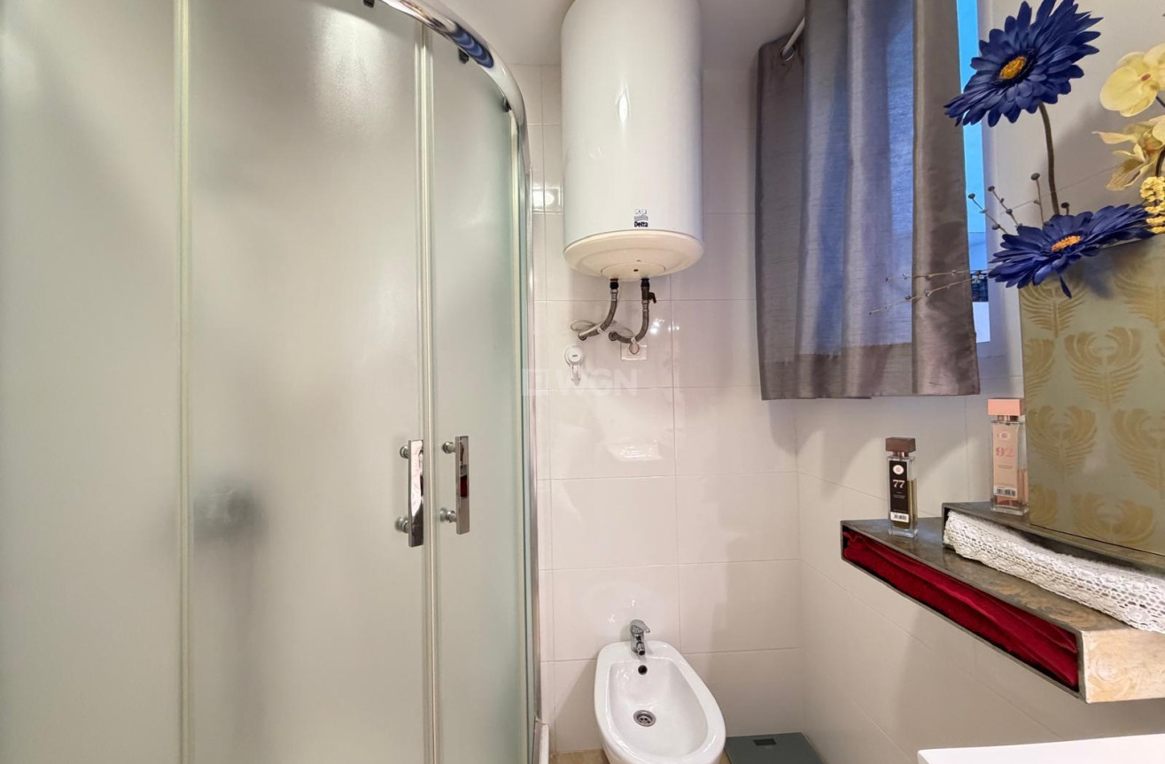 Wiederverkauf - Wohnung - Torrevieja - Paseo Maritimo