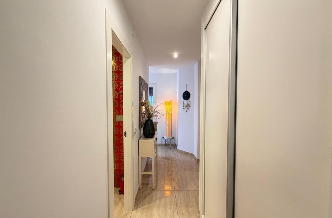 Wiederverkauf - Wohnung - Torrevieja - Paseo Maritimo