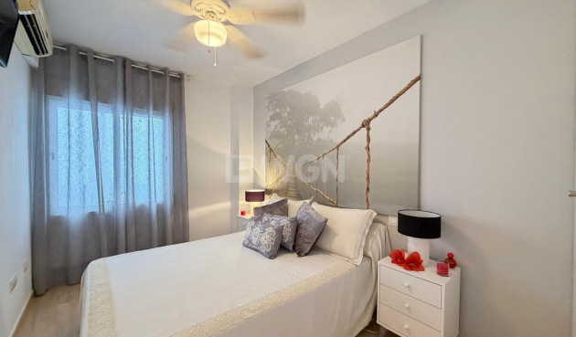 Wiederverkauf - Wohnung - Torrevieja - Paseo Maritimo