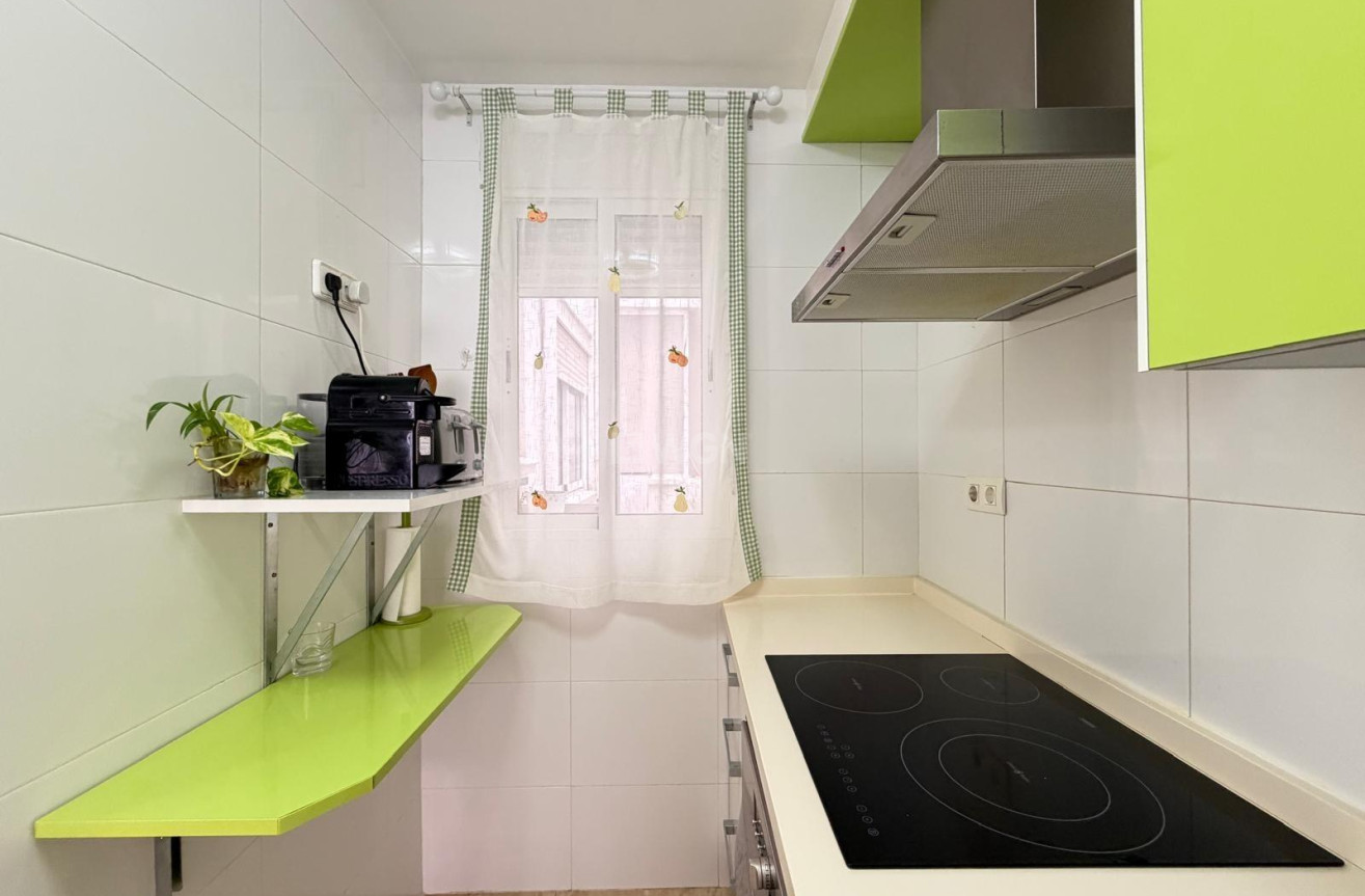 Wiederverkauf - Wohnung - Torrevieja - Paseo Maritimo