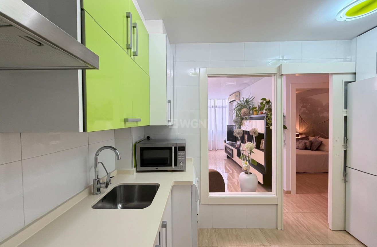Wiederverkauf - Wohnung - Torrevieja - Paseo Maritimo