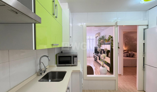 Wiederverkauf - Wohnung - Torrevieja - Paseo Maritimo