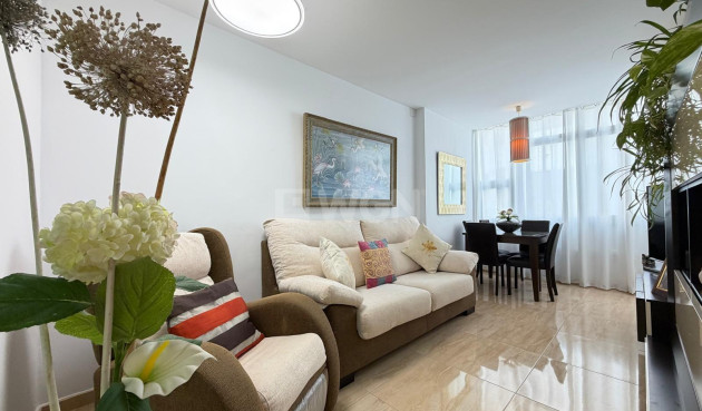 Wiederverkauf - Wohnung - Torrevieja - Paseo Maritimo
