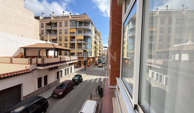 Wiederverkauf - Wohnung - Torrevieja - Paseo Maritimo