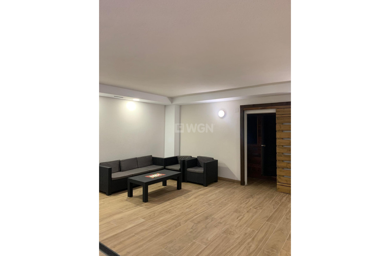 Resale - Apartment / flat - Torrevieja - Estacion De Autobuses