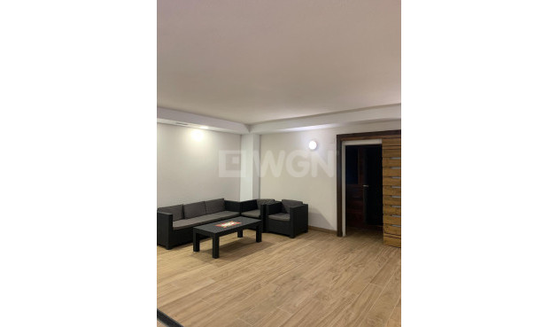 Resale - Apartment / flat - Torrevieja - Estacion De Autobuses