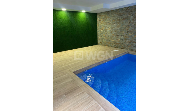 Resale - Apartment / flat - Torrevieja - Estacion De Autobuses