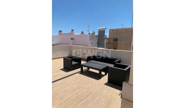Resale - Apartment / flat - Torrevieja - Estacion De Autobuses