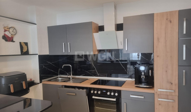 Wiederverkauf - Wohnung - Torrevieja - Playa de los Locos