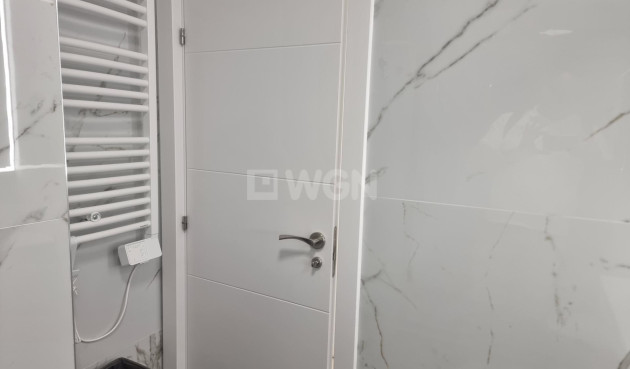 Wiederverkauf - Wohnung - Torrevieja - Playa de los Locos