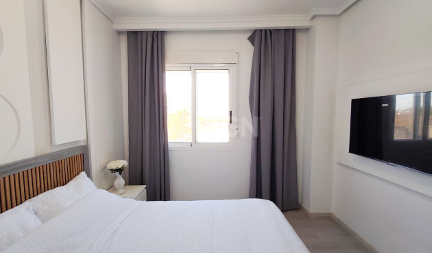 Resale - Apartment / flat - Torrevieja - Costa Blanca