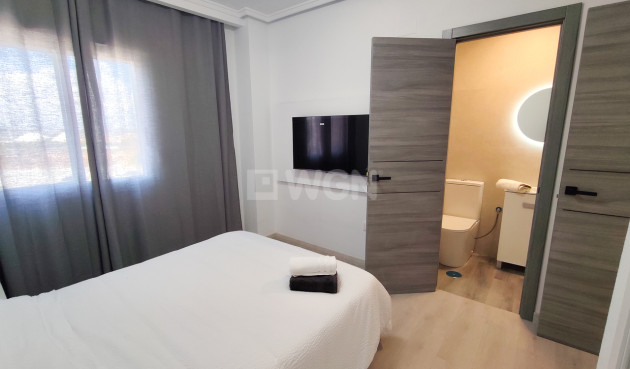 Resale - Apartment / flat - Torrevieja - Costa Blanca