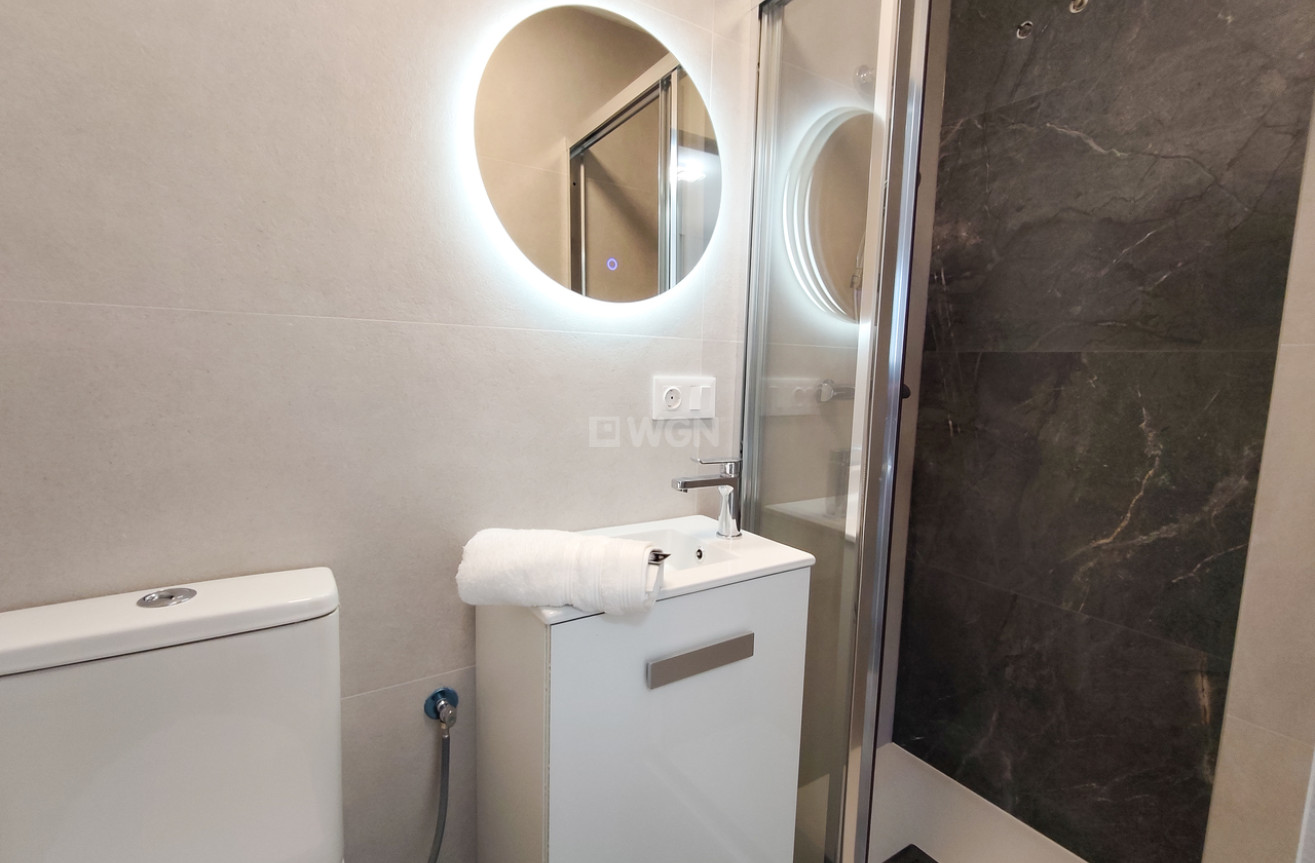 Resale - Apartment / flat - Torrevieja - Costa Blanca