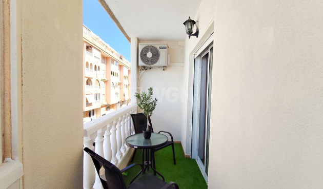Resale - Apartment / flat - Torrevieja - Costa Blanca