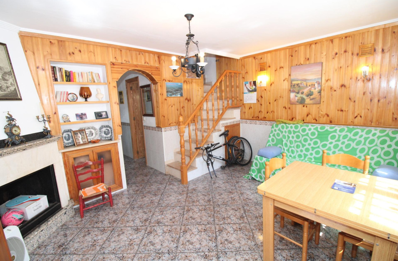 Odsprzedaż - Casa - Lo Pagan - LA PUNTICA