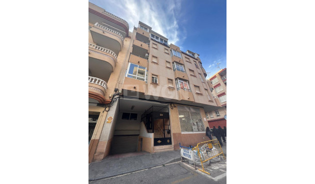 Odsprzedaż - Daszek - Torrevieja - Playa del Cura