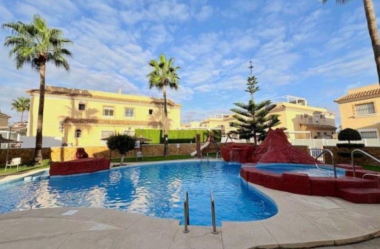 Odsprzedaż - Bungalow - Orihuela Costa - Los Dolses