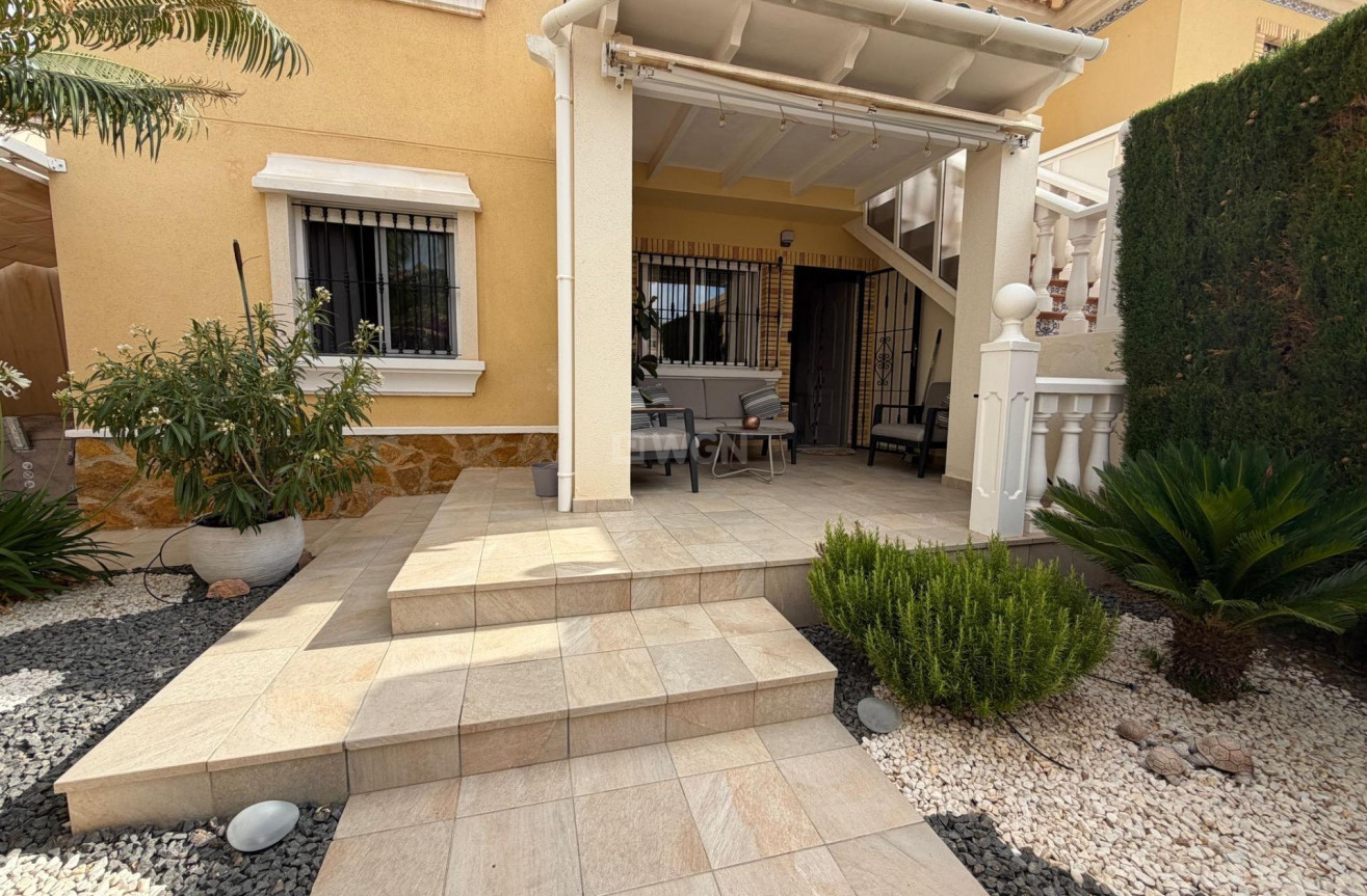 Odsprzedaż - Bungalow - Orihuela Costa - Los Dolses