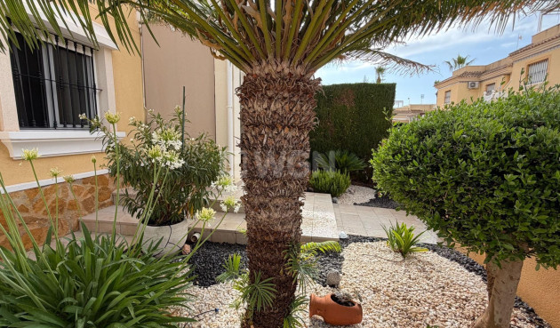 Odsprzedaż - Bungalow - Orihuela Costa - Los Dolses
