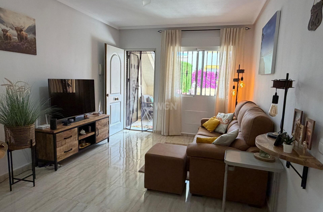 Odsprzedaż - Bungalow - Orihuela Costa - Los Dolses
