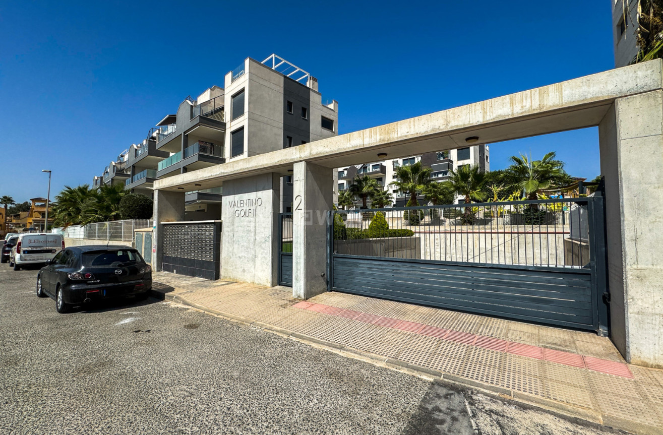 Resale - Apartment / flat - Orihuela Costa - Costa Blanca