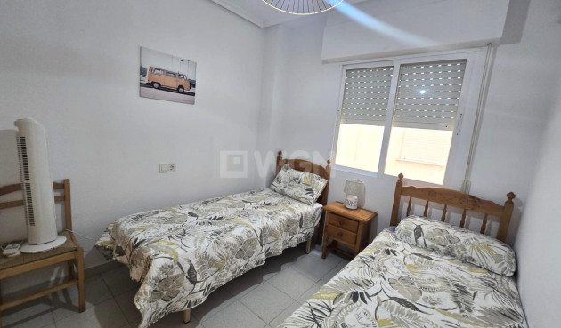 Odsprzedaż - Mieszkanie w bloku - Torrevieja - La Mata Pueblo