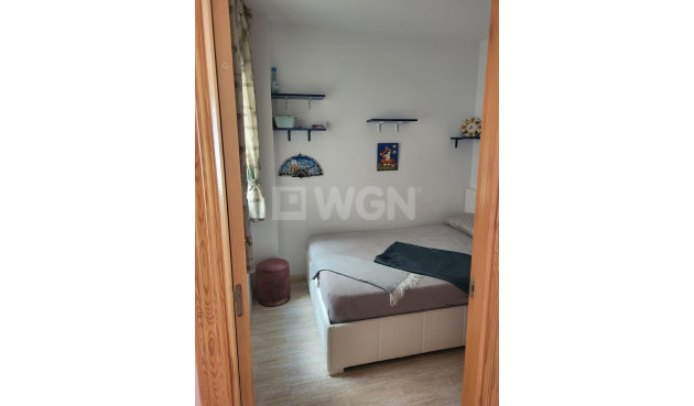 Resale - Apartment / flat - Torrevieja - Estacion De Autobuses