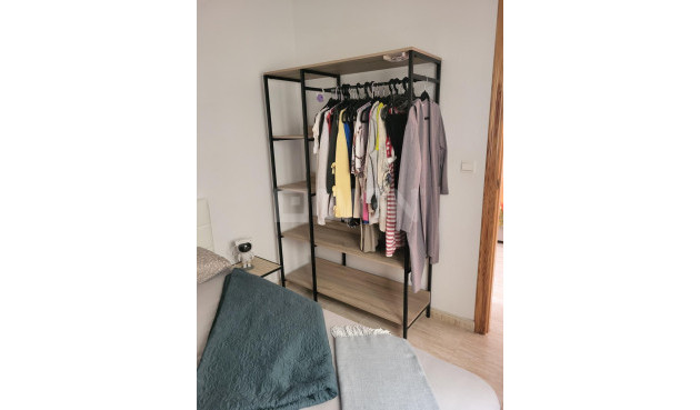 Resale - Apartment / flat - Torrevieja - Estacion De Autobuses