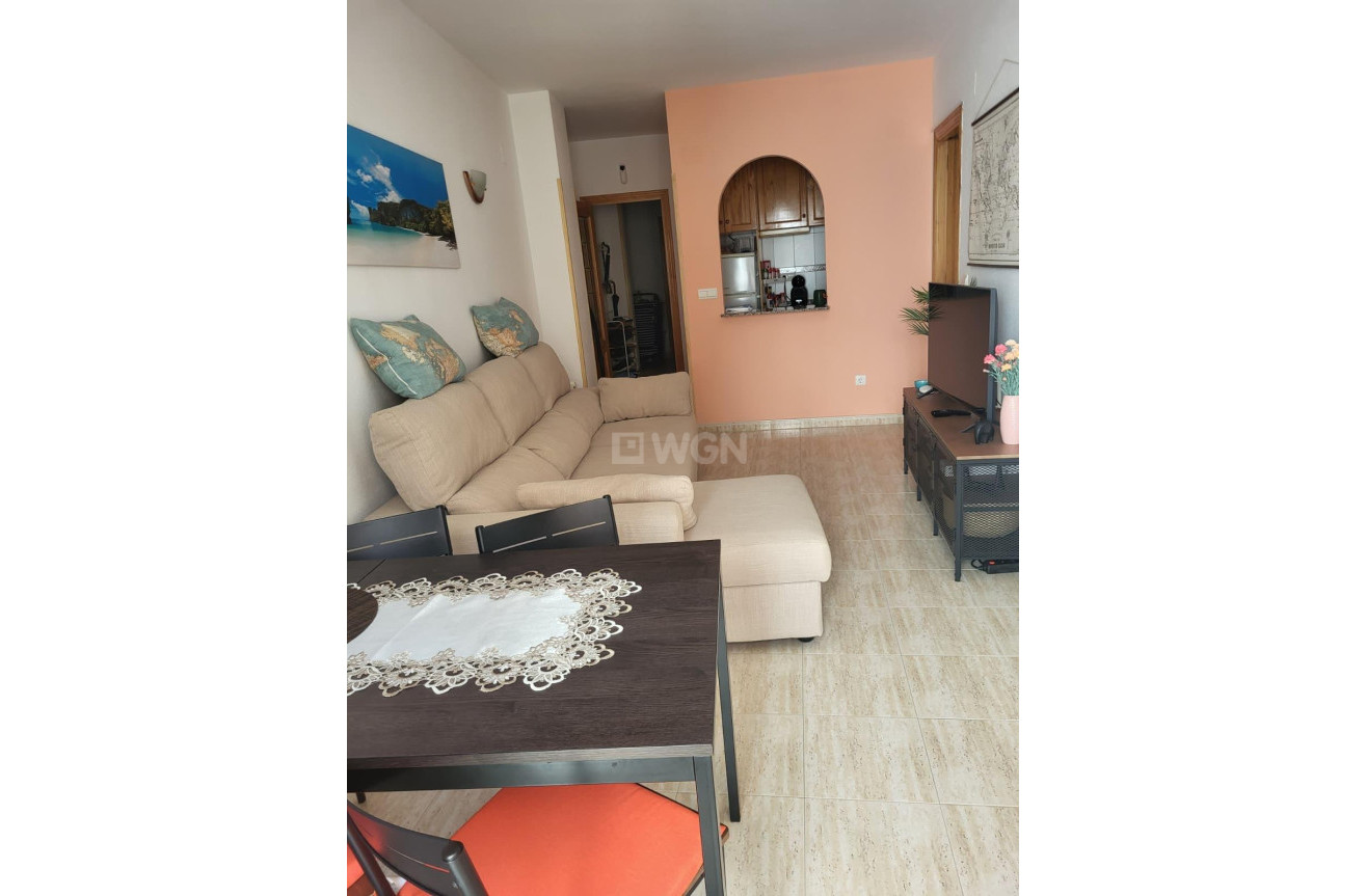 Resale - Apartment / flat - Torrevieja - Estacion De Autobuses