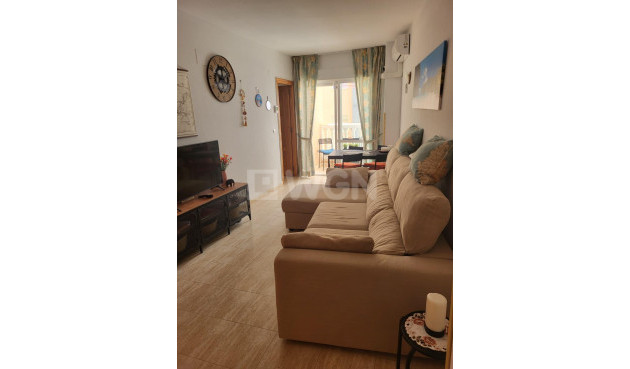 Resale - Apartment / flat - Torrevieja - Estacion De Autobuses