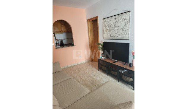Resale - Apartment / flat - Torrevieja - Estacion De Autobuses