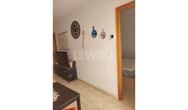 Resale - Apartment / flat - Torrevieja - Estacion De Autobuses