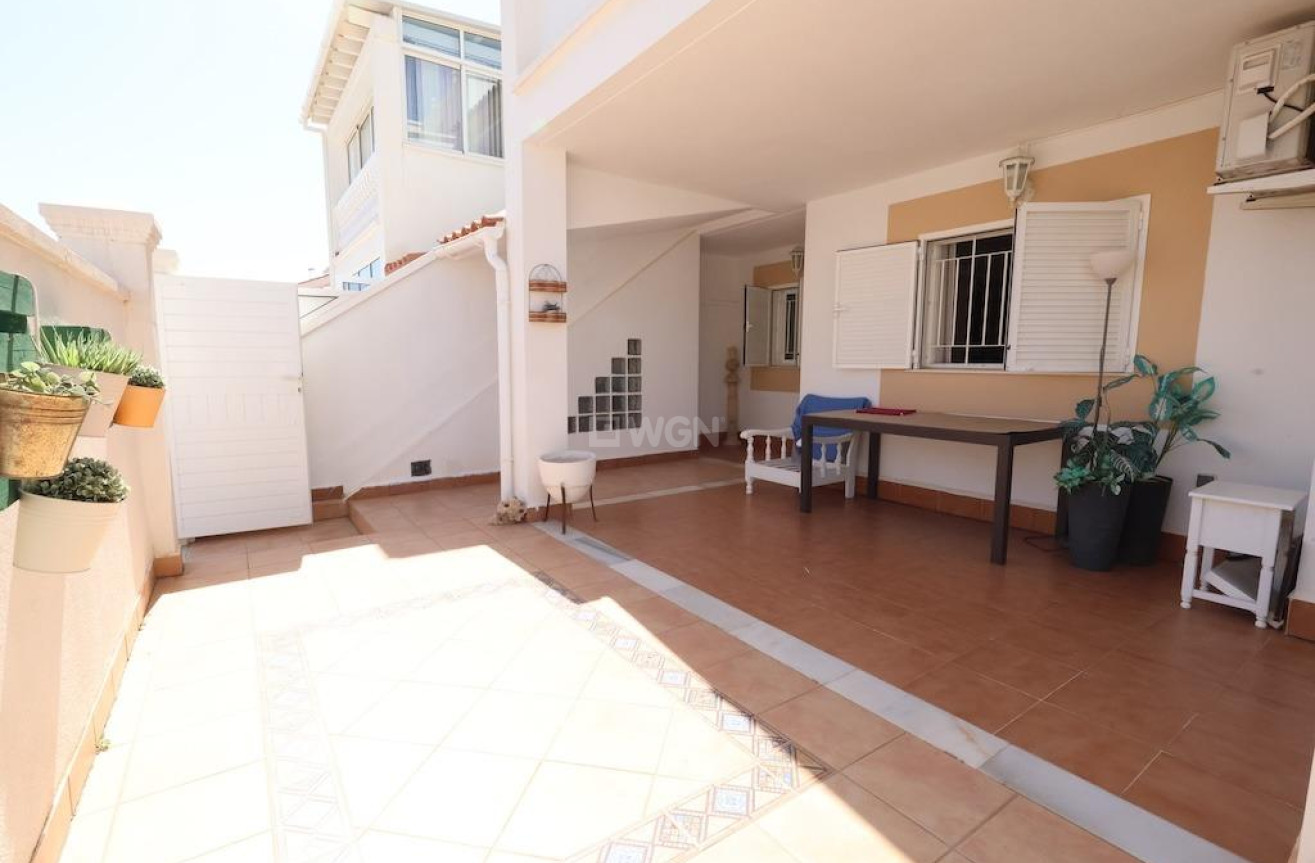 Odsprzedaż - Bungalow - Orihuela Costa - Costa Blanca