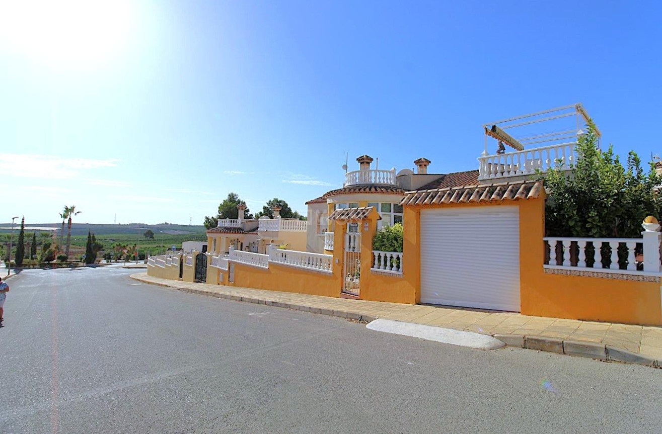 Odsprzedaż - Villa - San Miguel de Salinas - Inland