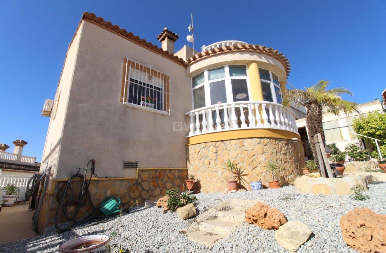 Odsprzedaż - Villa - San Miguel de Salinas - Inland