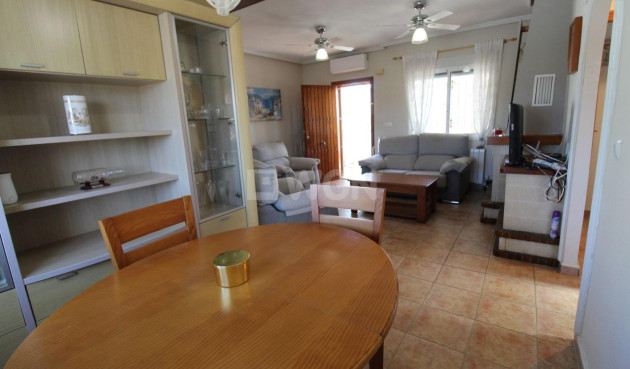 Odsprzedaż - Villa - San Miguel de Salinas - Inland