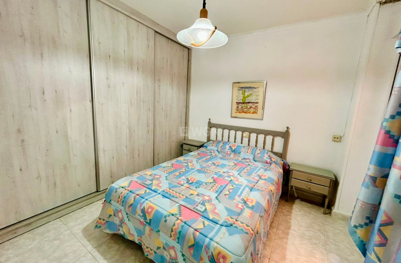 Resale - Apartment / flat - Torrevieja - Costa Blanca