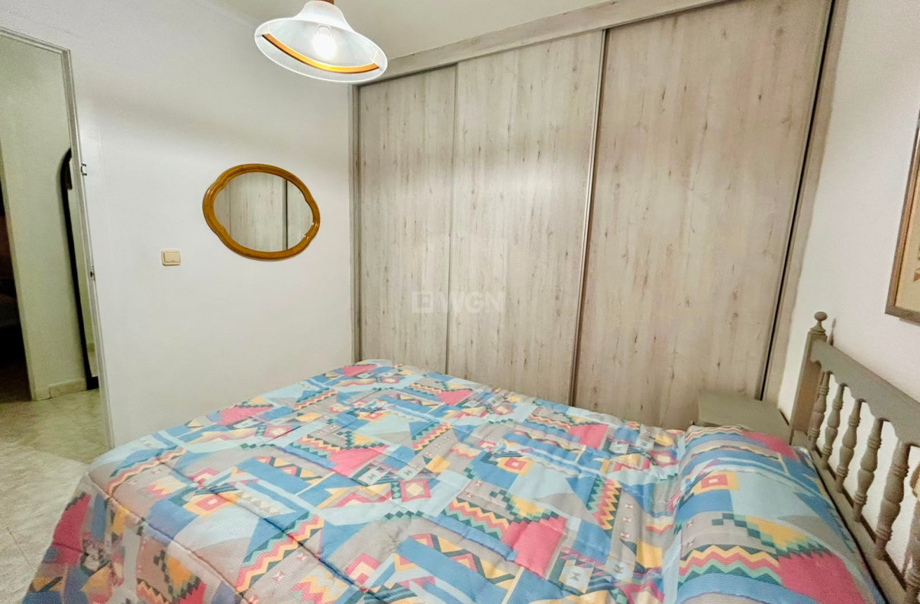 Resale - Apartment / flat - Torrevieja - Costa Blanca