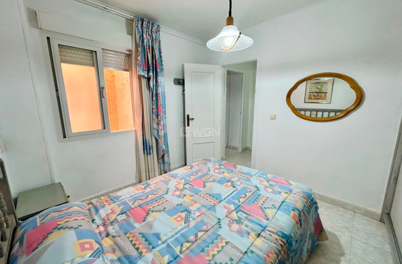 Resale - Apartment / flat - Torrevieja - Costa Blanca