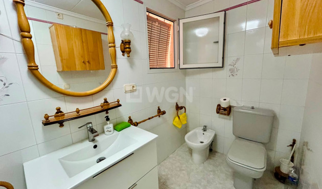 Resale - Apartment / flat - Torrevieja - Costa Blanca
