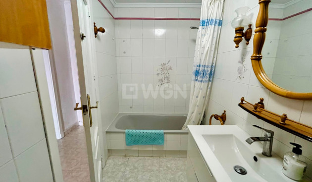 Resale - Apartment / flat - Torrevieja - Costa Blanca