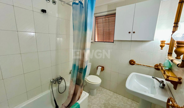 Resale - Apartment / flat - Torrevieja - Costa Blanca