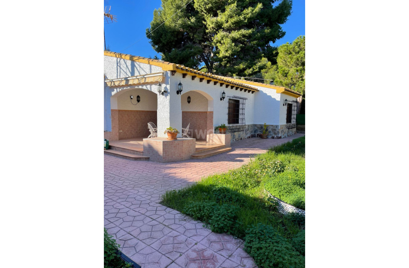 Odsprzedaż - Villa - Orihuela Costa - Costa Blanca