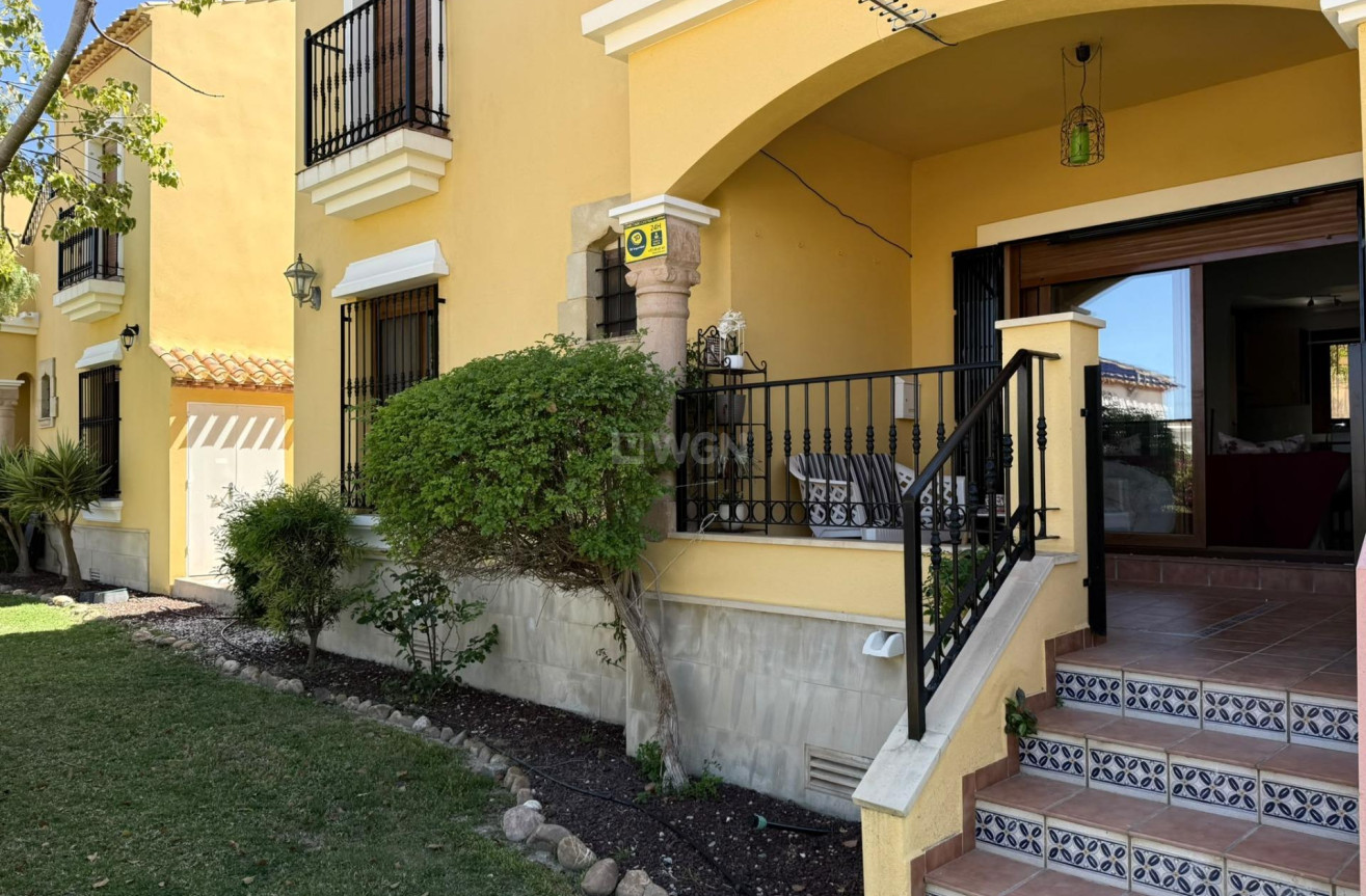 Odsprzedaż - Bungalow - Orihuela Costa - Costa Blanca