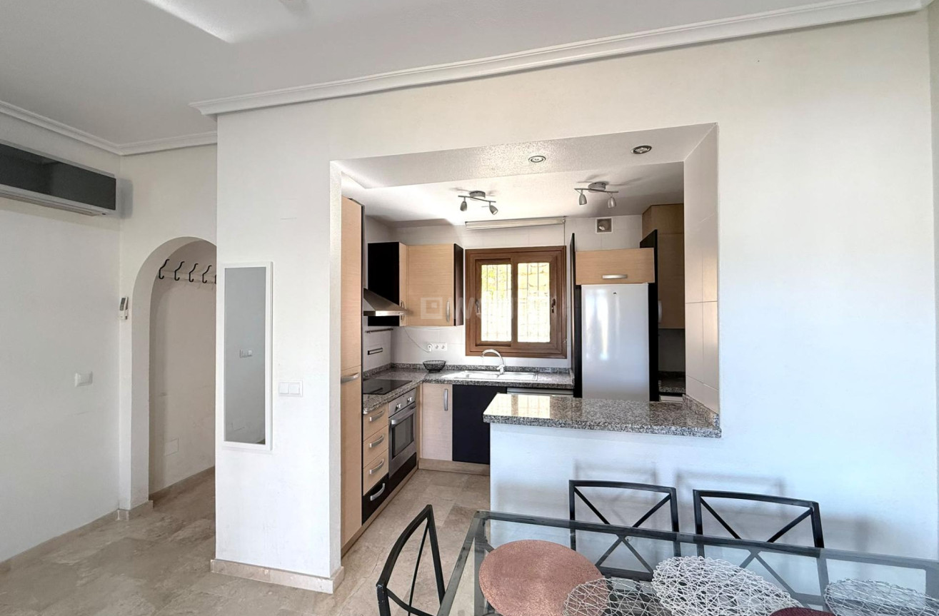 Odsprzedaż - Bungalow - Orihuela Costa - Costa Blanca