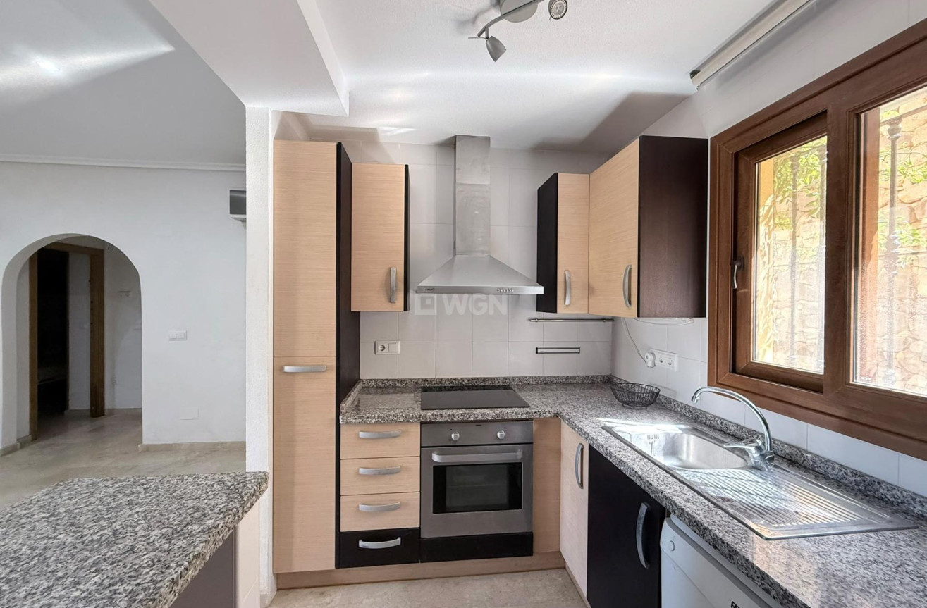 Odsprzedaż - Bungalow - Orihuela Costa - Costa Blanca