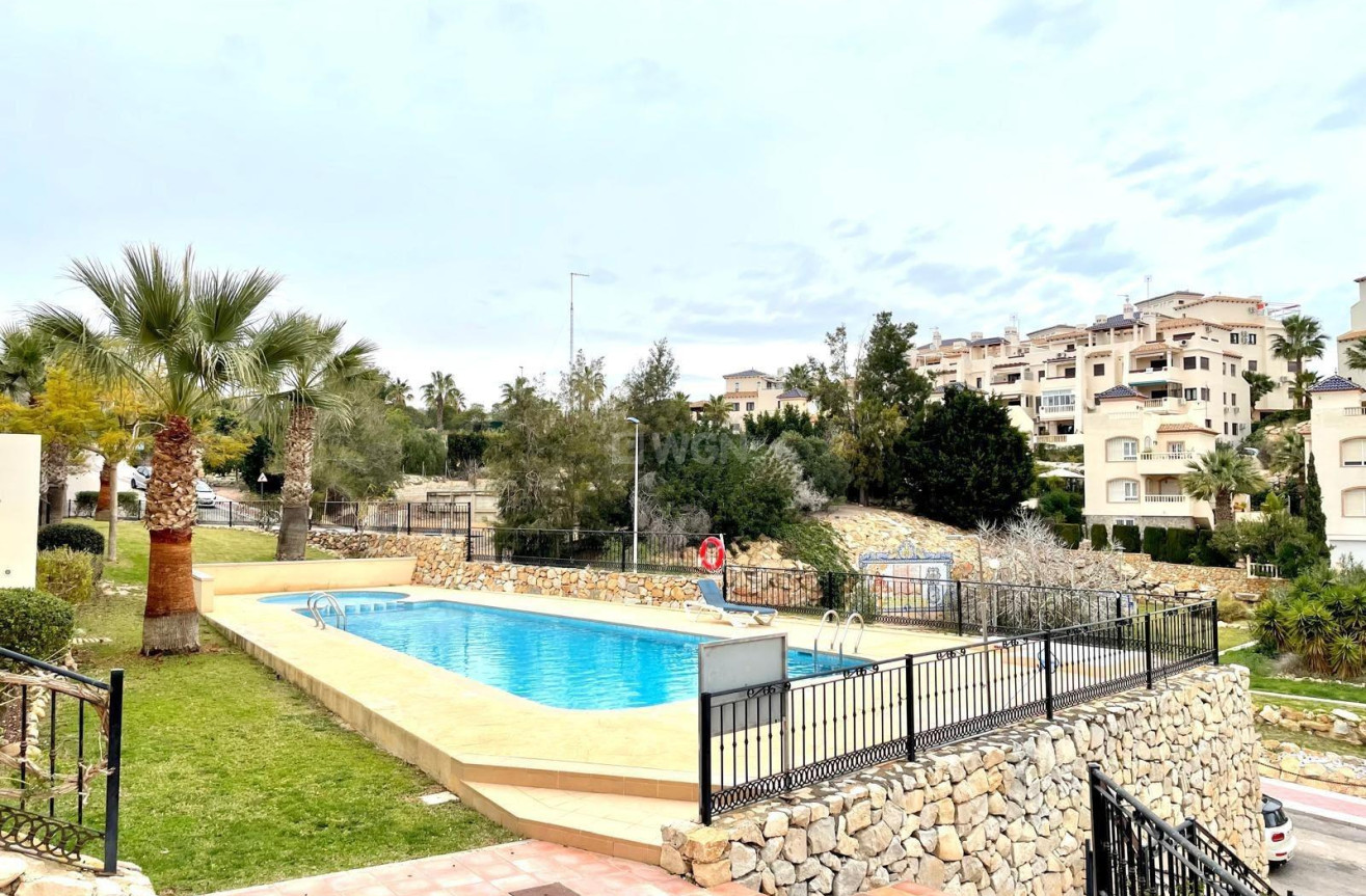 Odsprzedaż - Bungalow - Orihuela Costa - Costa Blanca